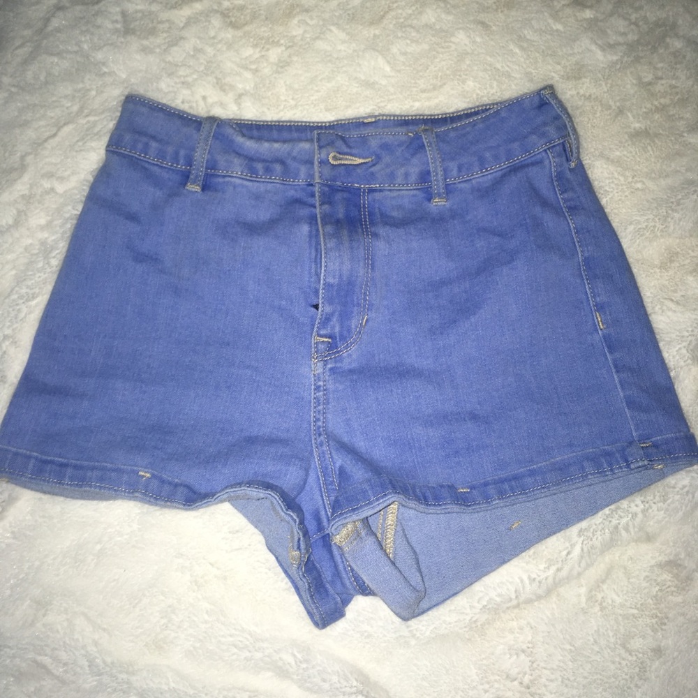 High waisted Kendall&kylie shorts